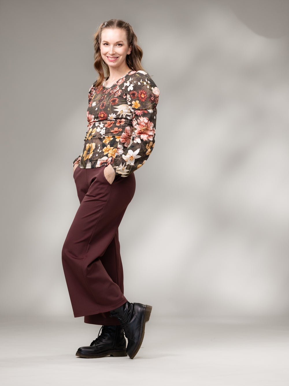 FRIDApaita (Ritarinkannus ruskea trikoo)