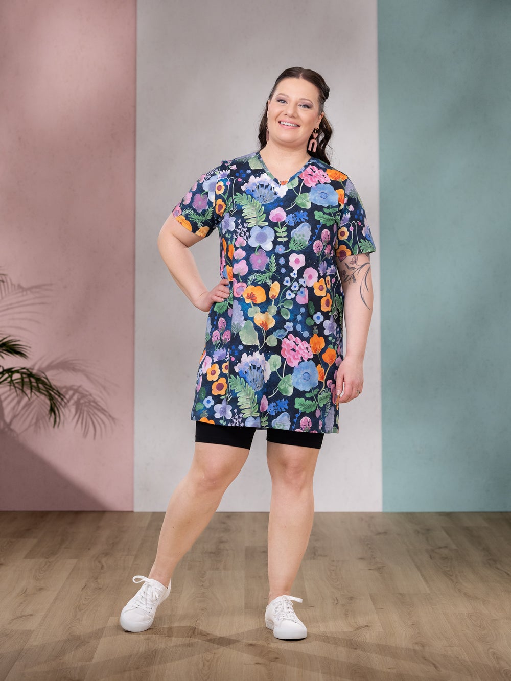 HELGAtunika lyhythiha (P&auml;iv&auml;kirja sininen trikoo)