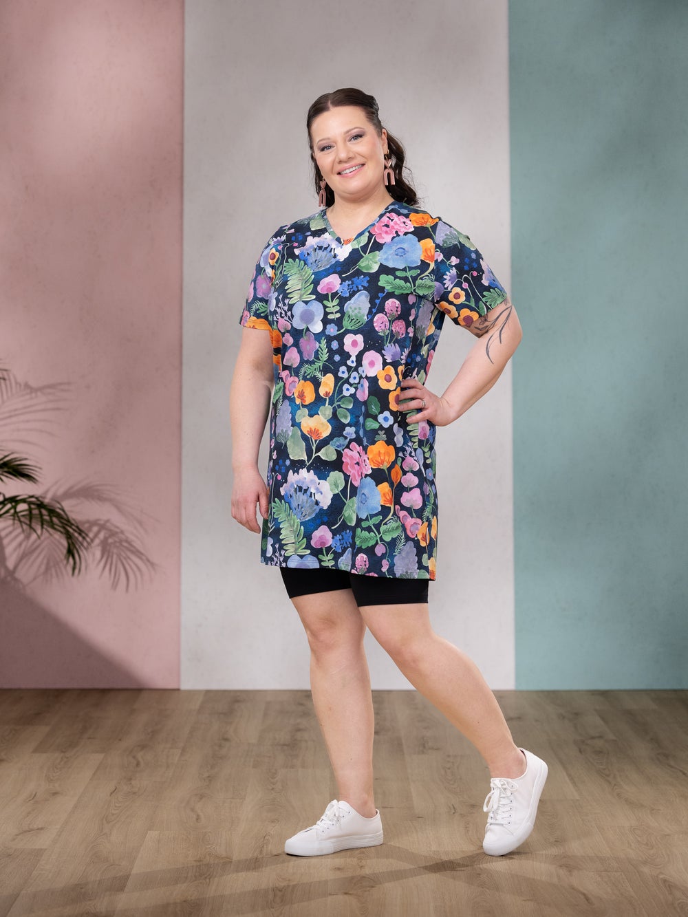 HELGAtunika lyhythiha (P&auml;iv&auml;kirja sininen trikoo)