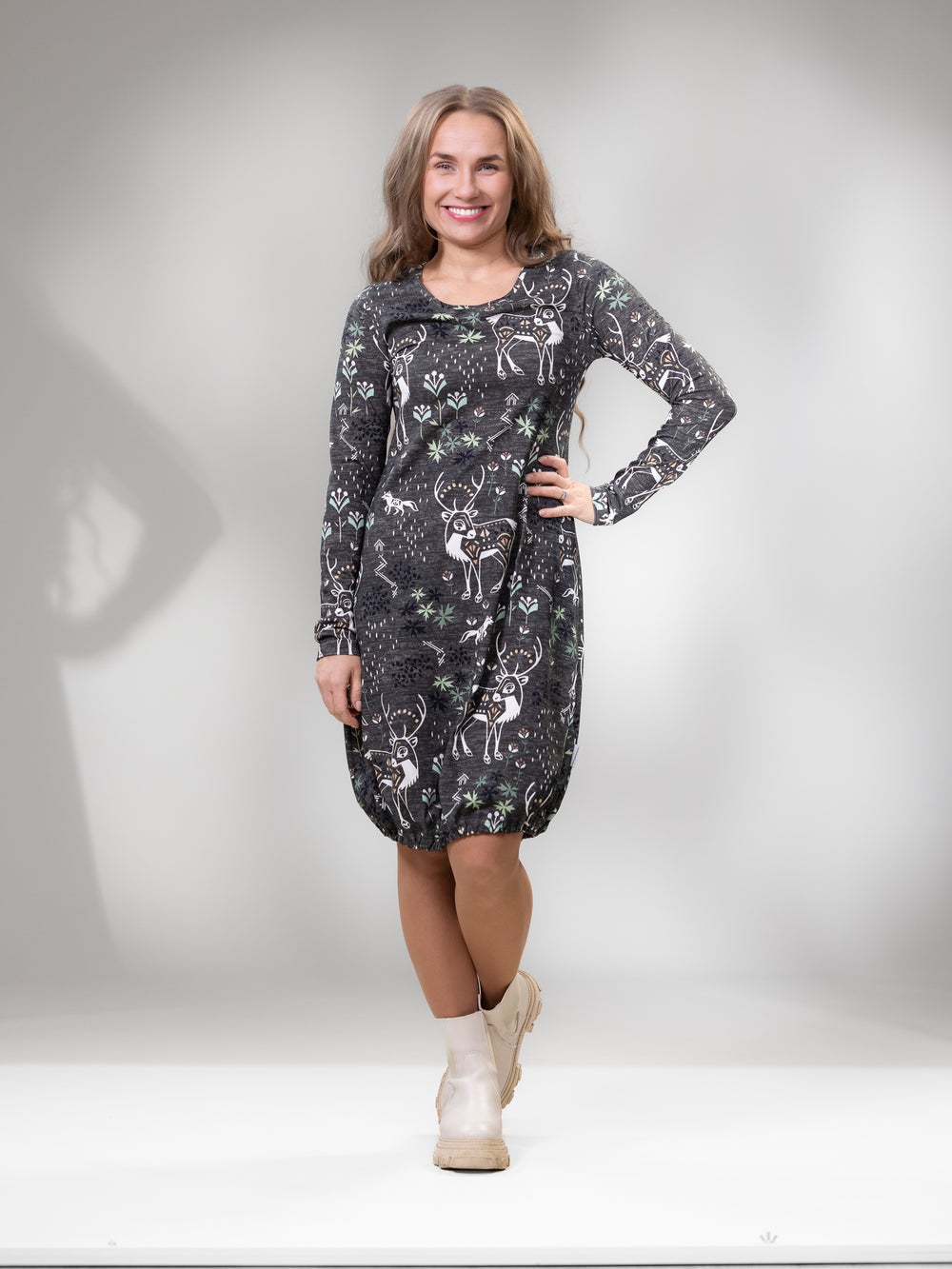 HEMMAmekko (Porojen poluilla taupe / minttu trikoo)