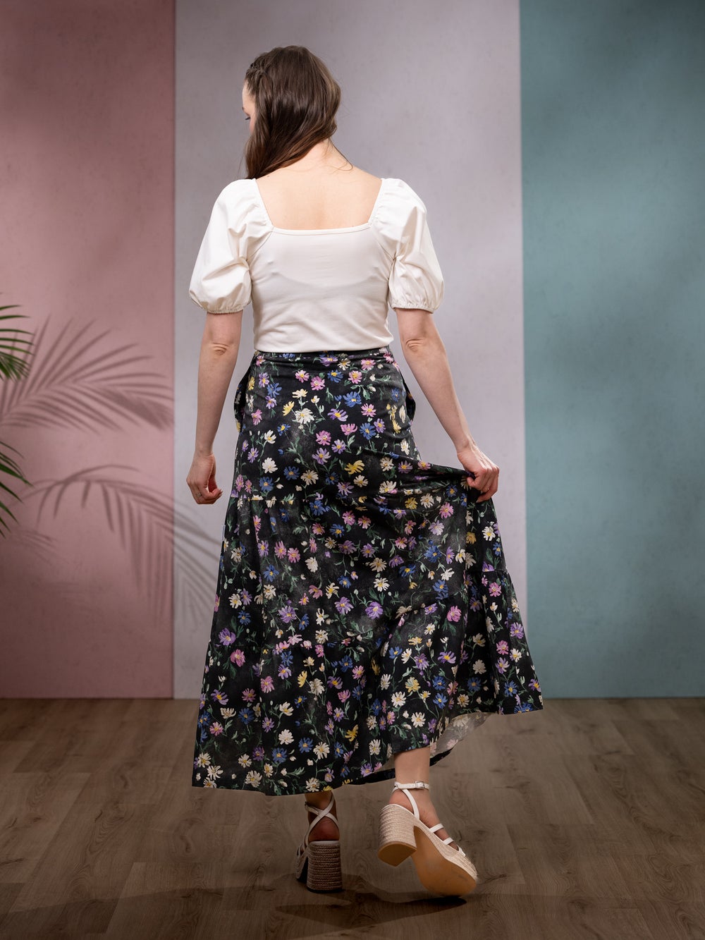 HERTTAhame (Kahvilassa musta / pastelli trikoo)