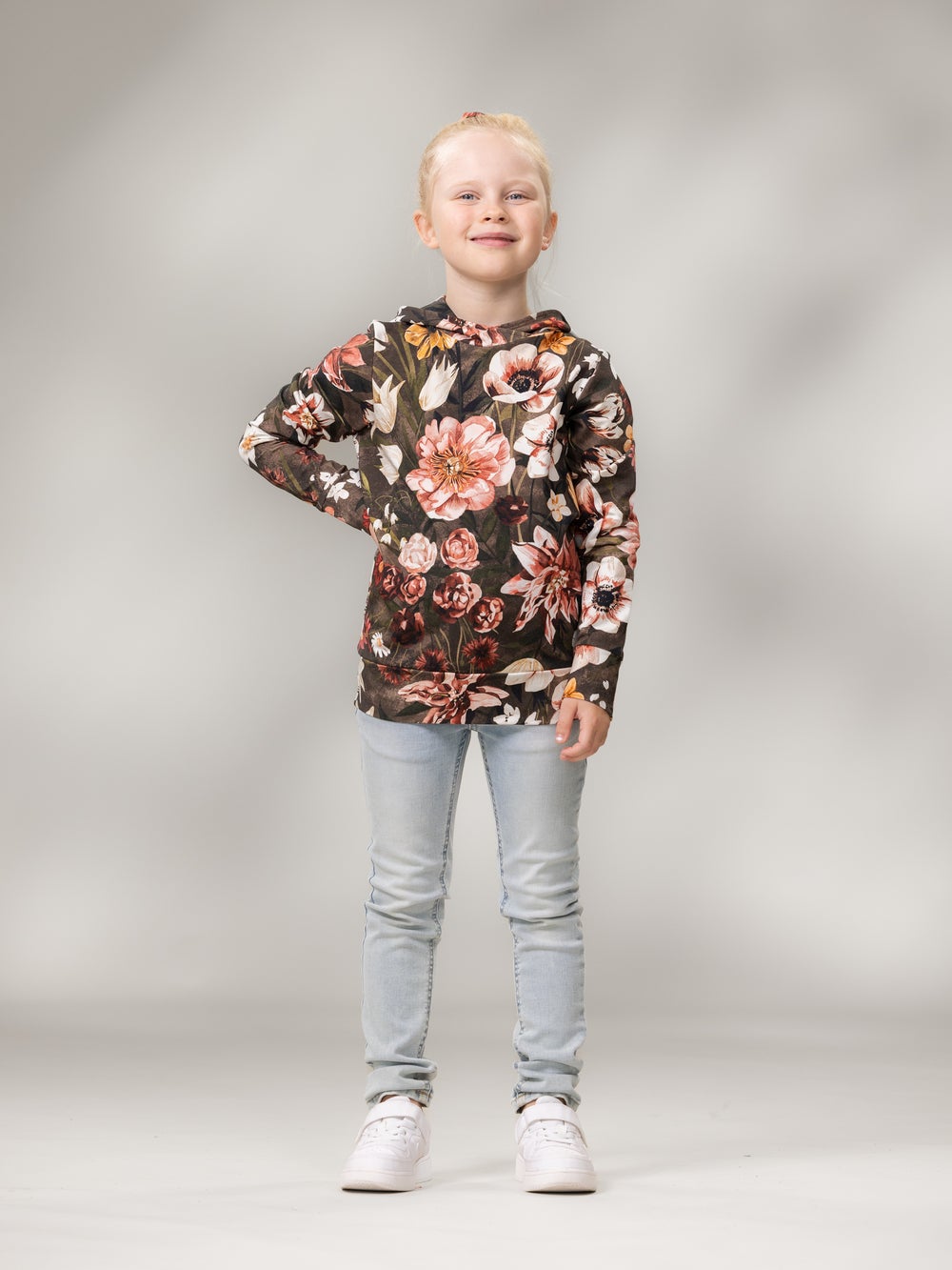 HUPPUpaita (Ritarinkannus ruskea joustocollege)