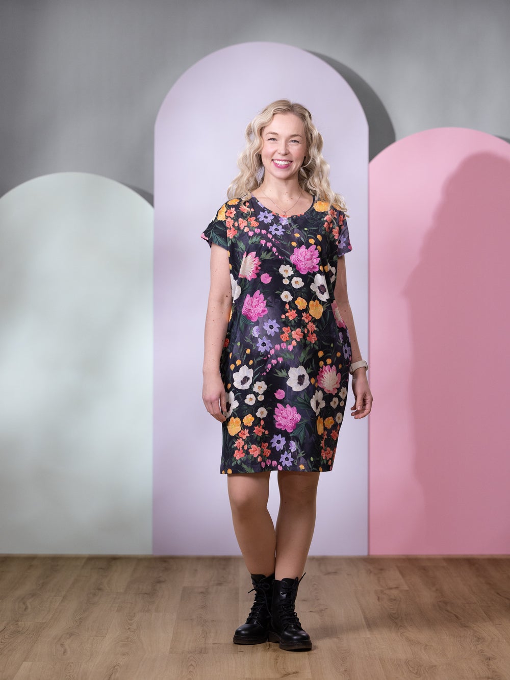 KES&Auml;mekko (Kuningatarkukka muste / fuksia trikoo)
