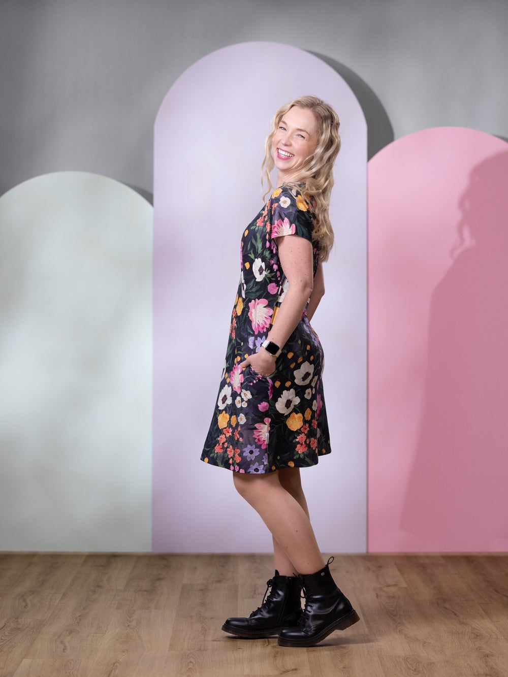 KES&Auml;mekko (Kuningatarkukka muste / fuksia trikoo)