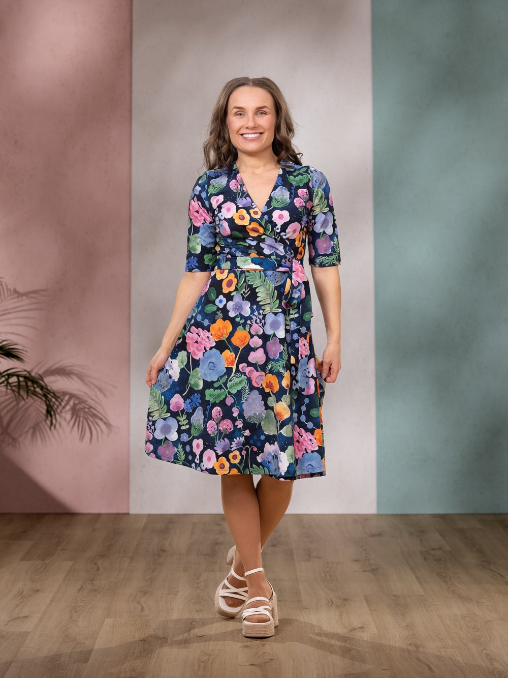 LYDIAmekko (P&auml;iv&auml;kirja sininen trikoo)