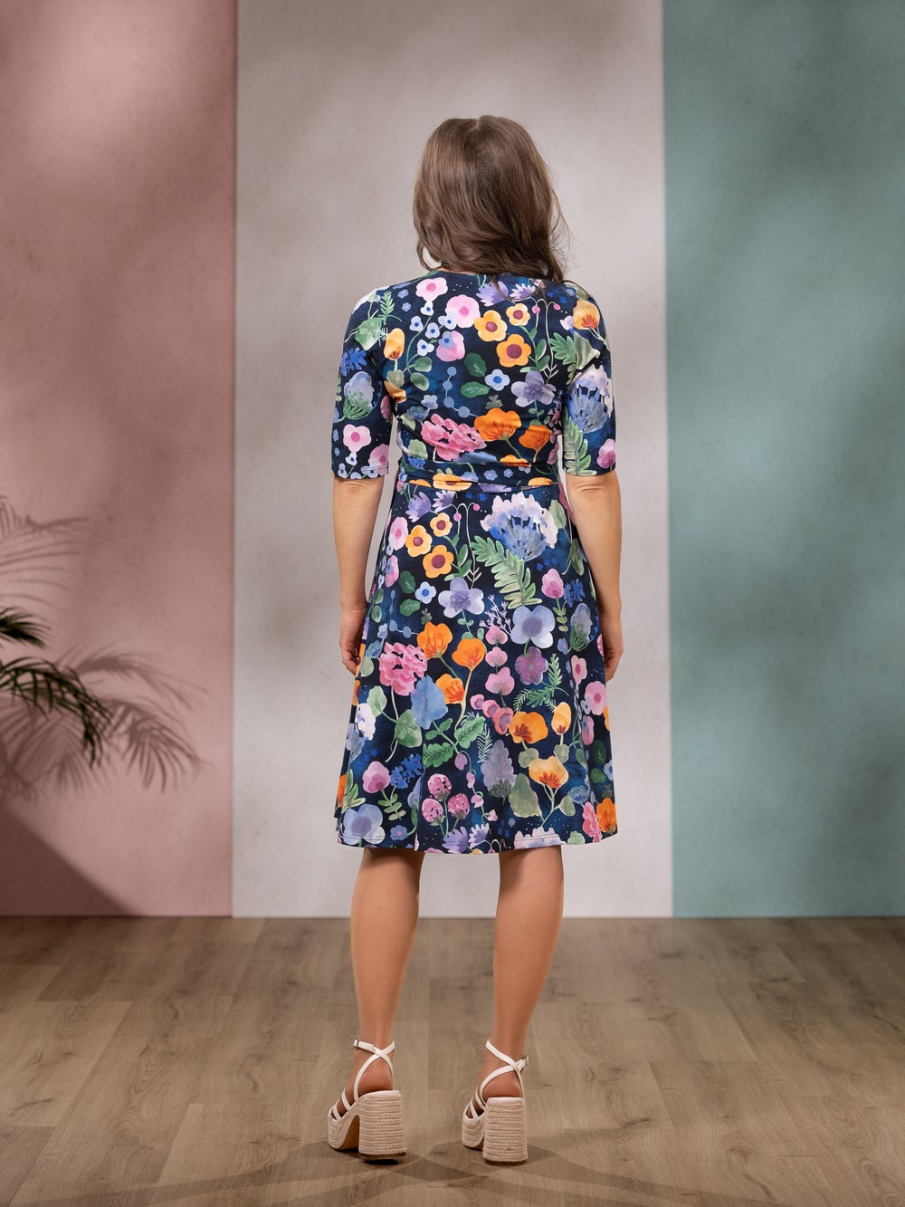 LYDIAmekko (P&auml;iv&auml;kirja sininen trikoo)