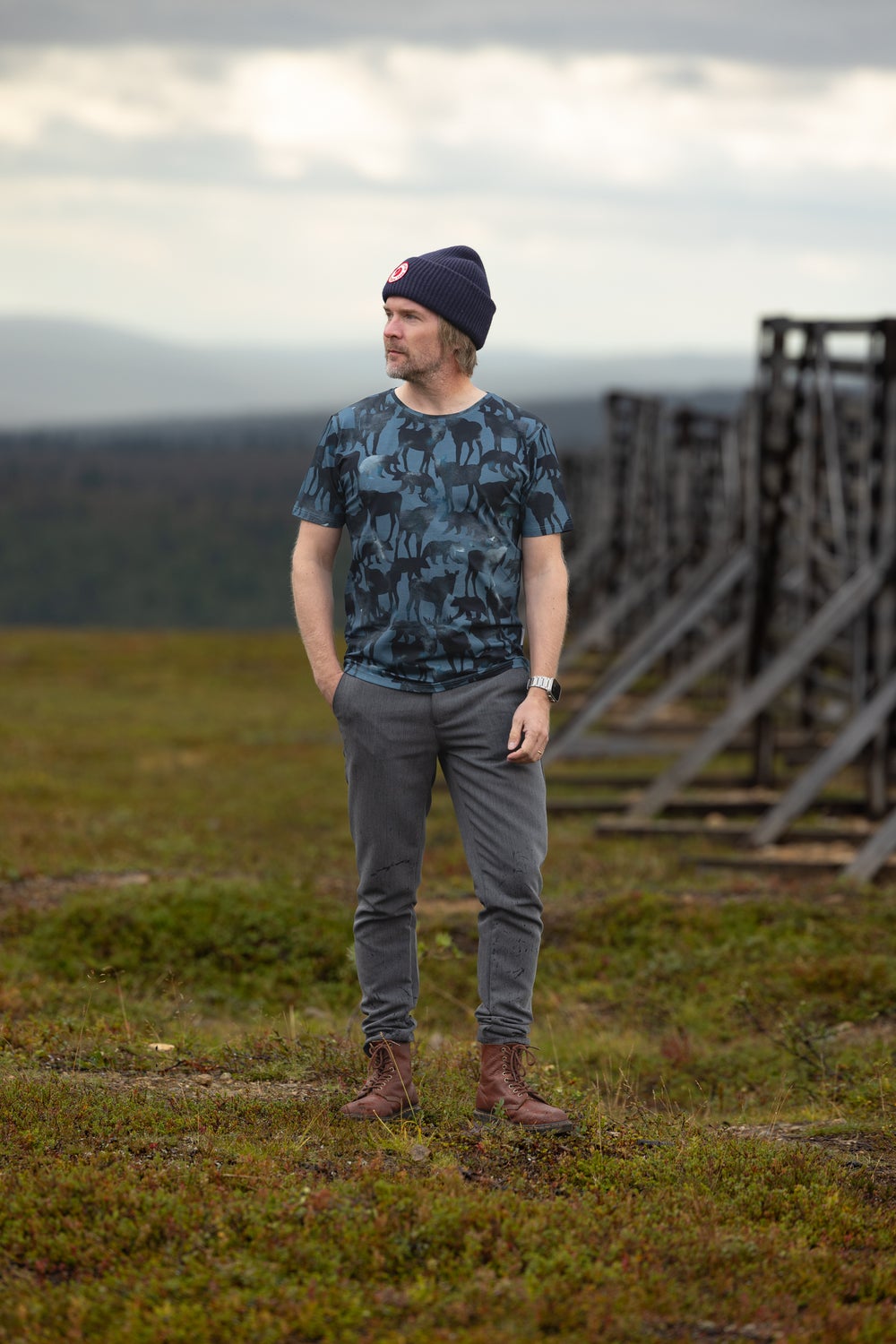 VOITTOt-paita (Aarniomets&auml; sininen trikoo)