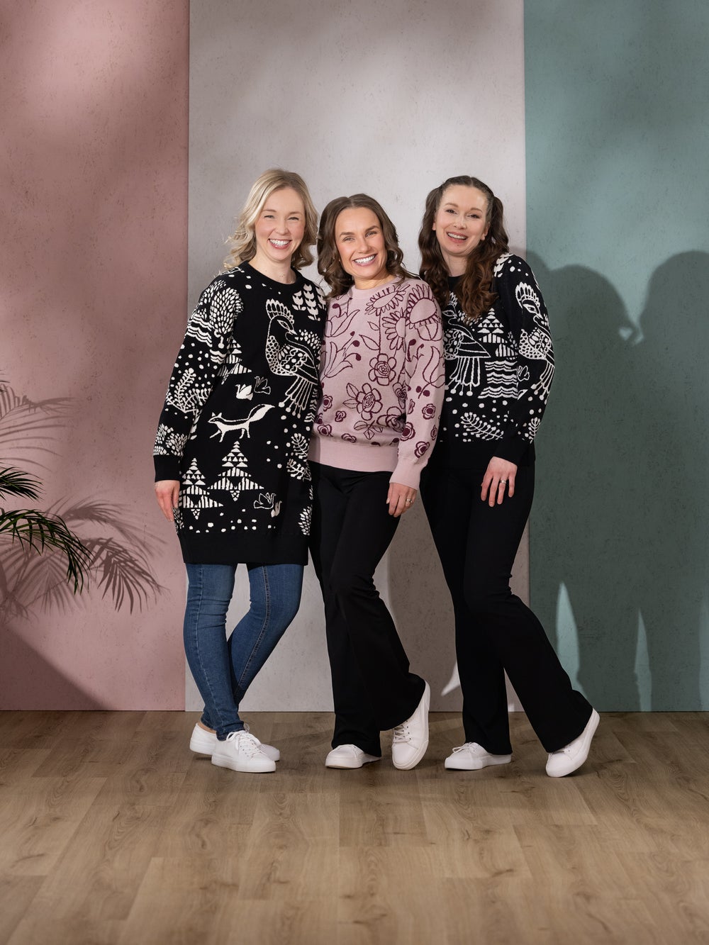 NEULEtunika (Sielulintu musta / luonnonvalkoinen puuvilla)