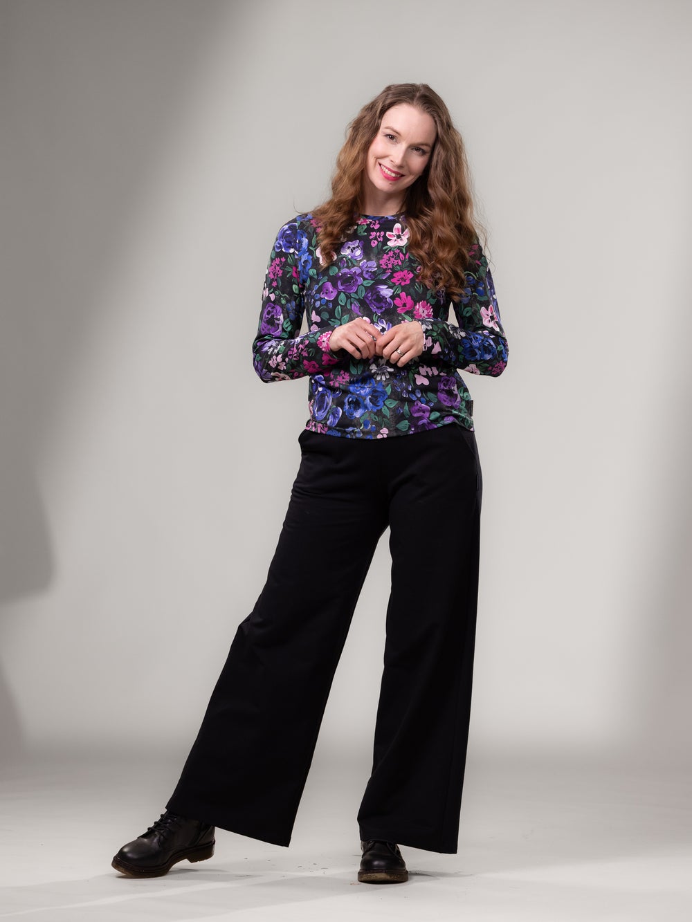 OLGApaita (Rakkaudella viile&auml; hiilenmusta / sininen / pinkki trikoo)