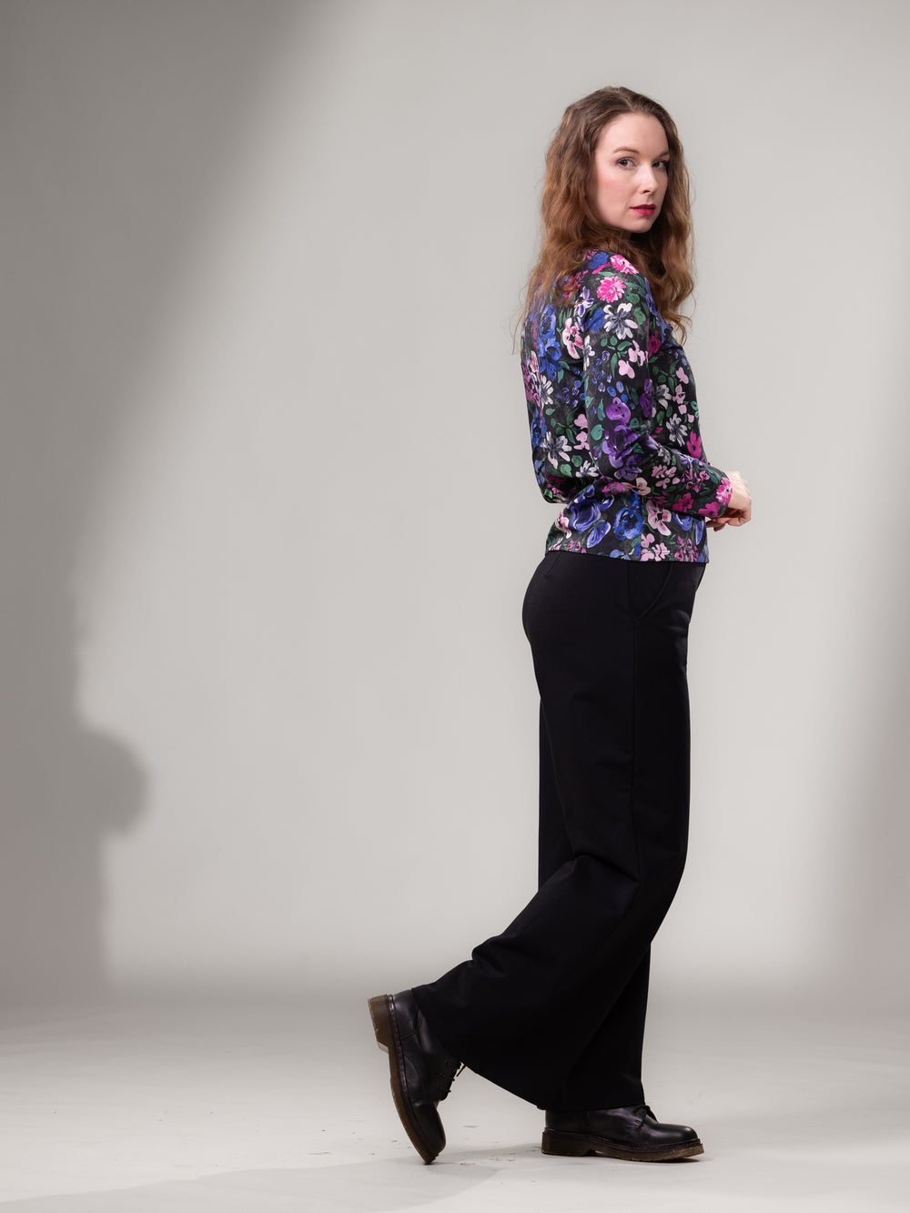 OLGApaita (Rakkaudella viile&auml; hiilenmusta / sininen / pinkki trikoo)