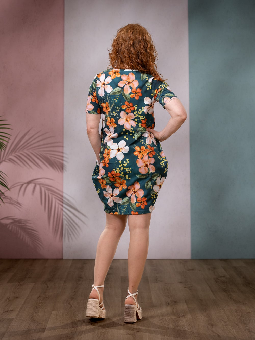 PIONImekko lyhythiha (Love you oranssi / petrooli trikoo)