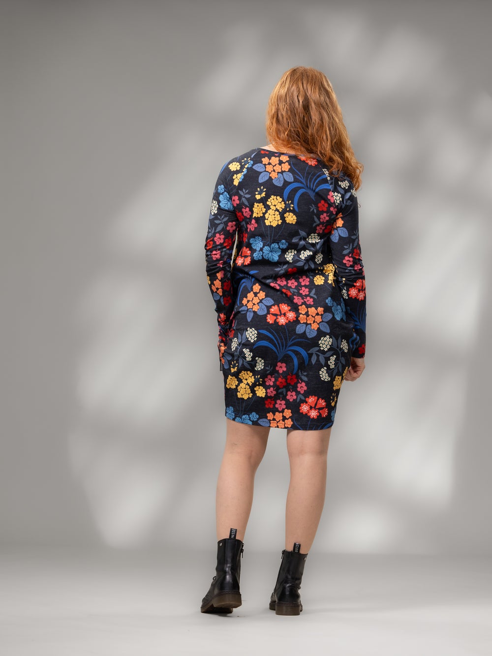 RIIMItunika (M&ouml;kill&auml; musta / punainen / sininen trikoo)