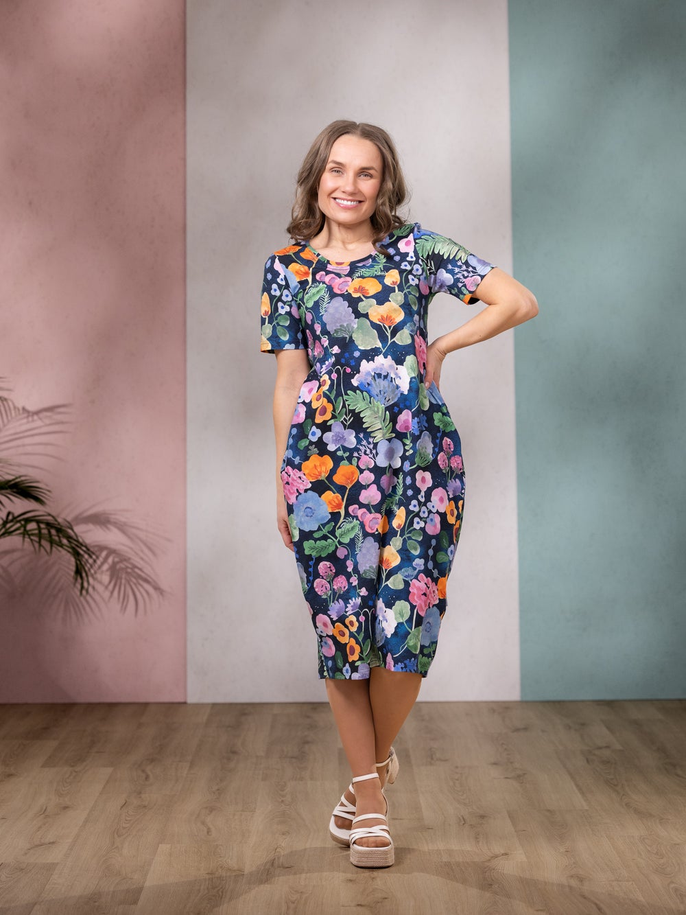 RUNOmekko lyhythiha (P&auml;iv&auml;kirja sininen trikoo)