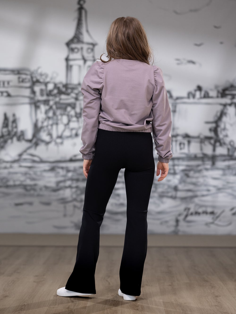 SAANApaita (taupe joustocollege)