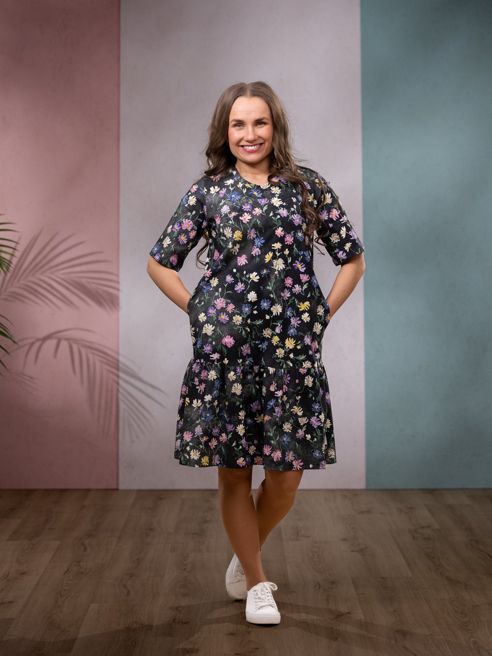 SELMAmekko lyhythiha (Kahvilassa musta / pastelli trikoo)