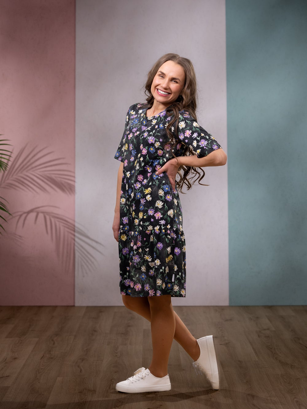 SELMAmekko lyhythiha (Kahvilassa musta / pastelli trikoo)