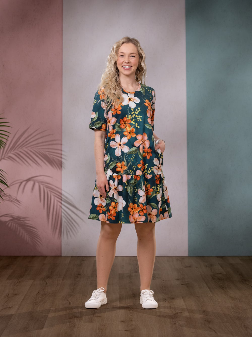 SELMAmekko lyhythiha (Love you oranssi / petrooli trikoo)