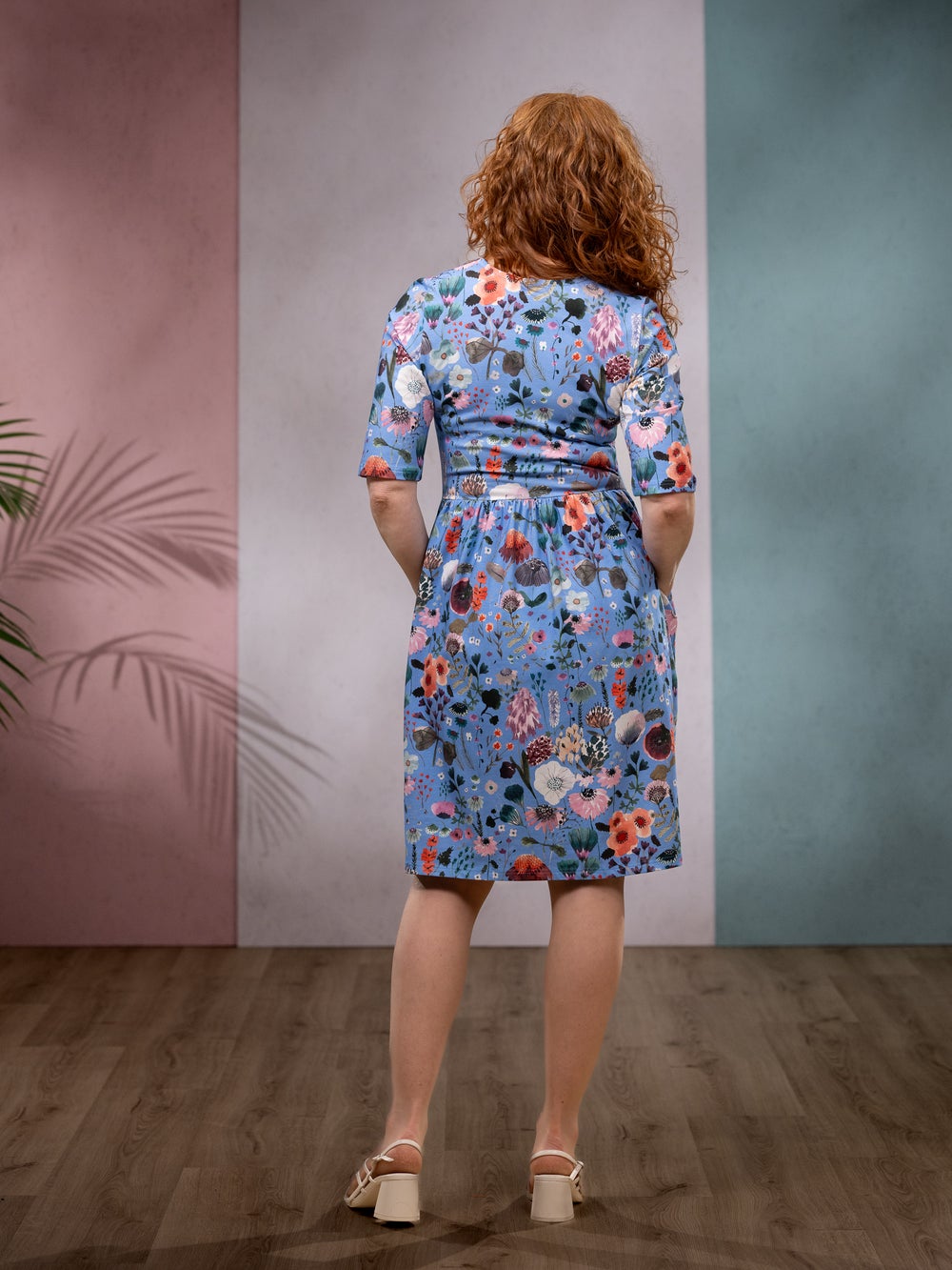 SILVIAmekko (Ihastus sininen trikoo)