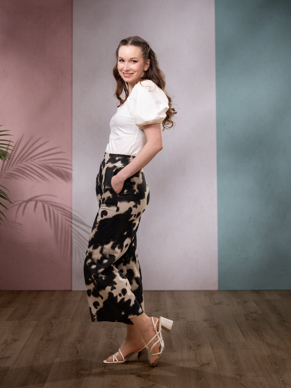 SWINGhousut (Kaiku ruskea / hiekka trikoo)