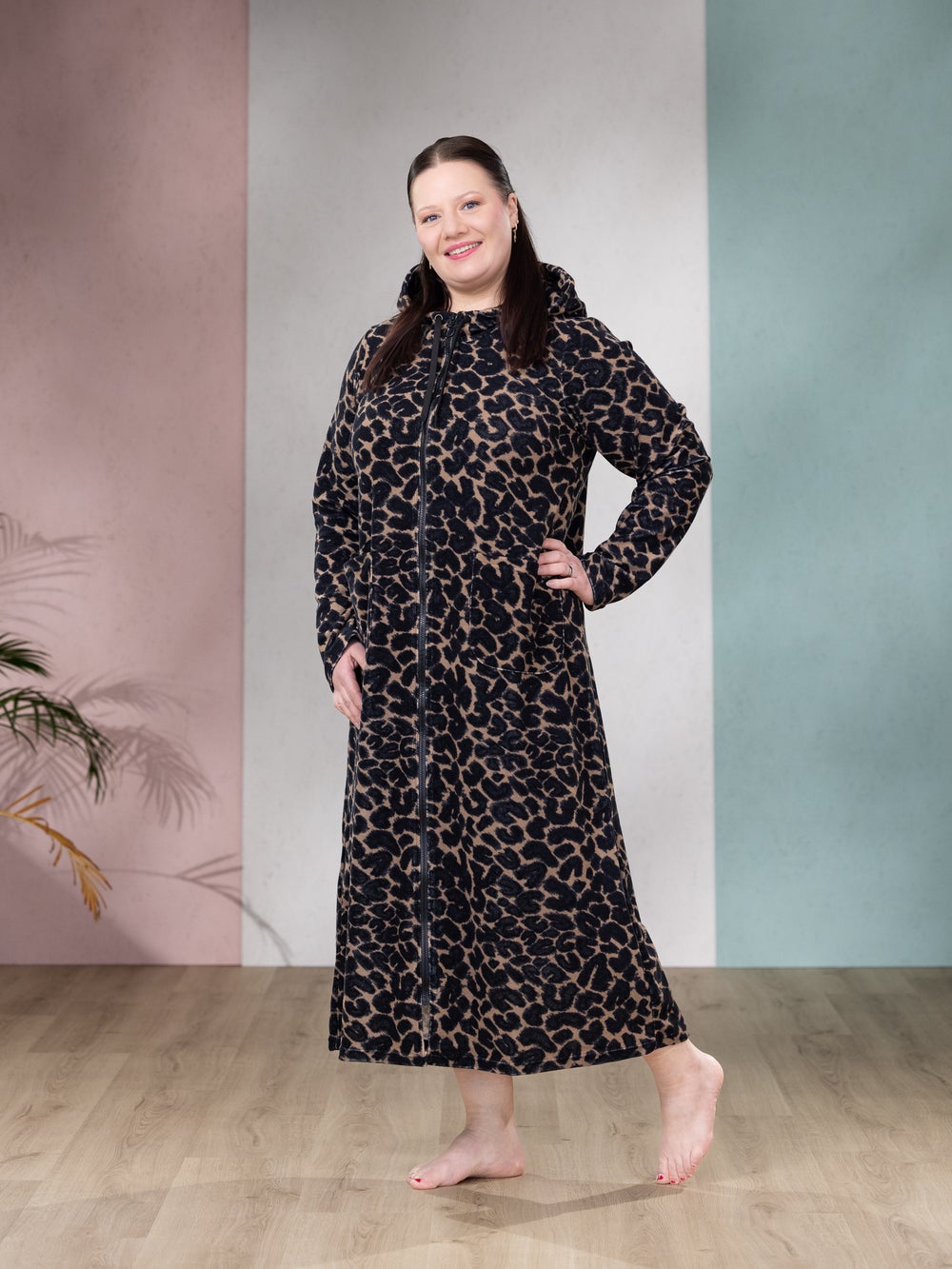 SAUNAtakki pitk&auml; (Kesytt&auml;m&auml;t&ouml;n musta / beige joustofrotee)