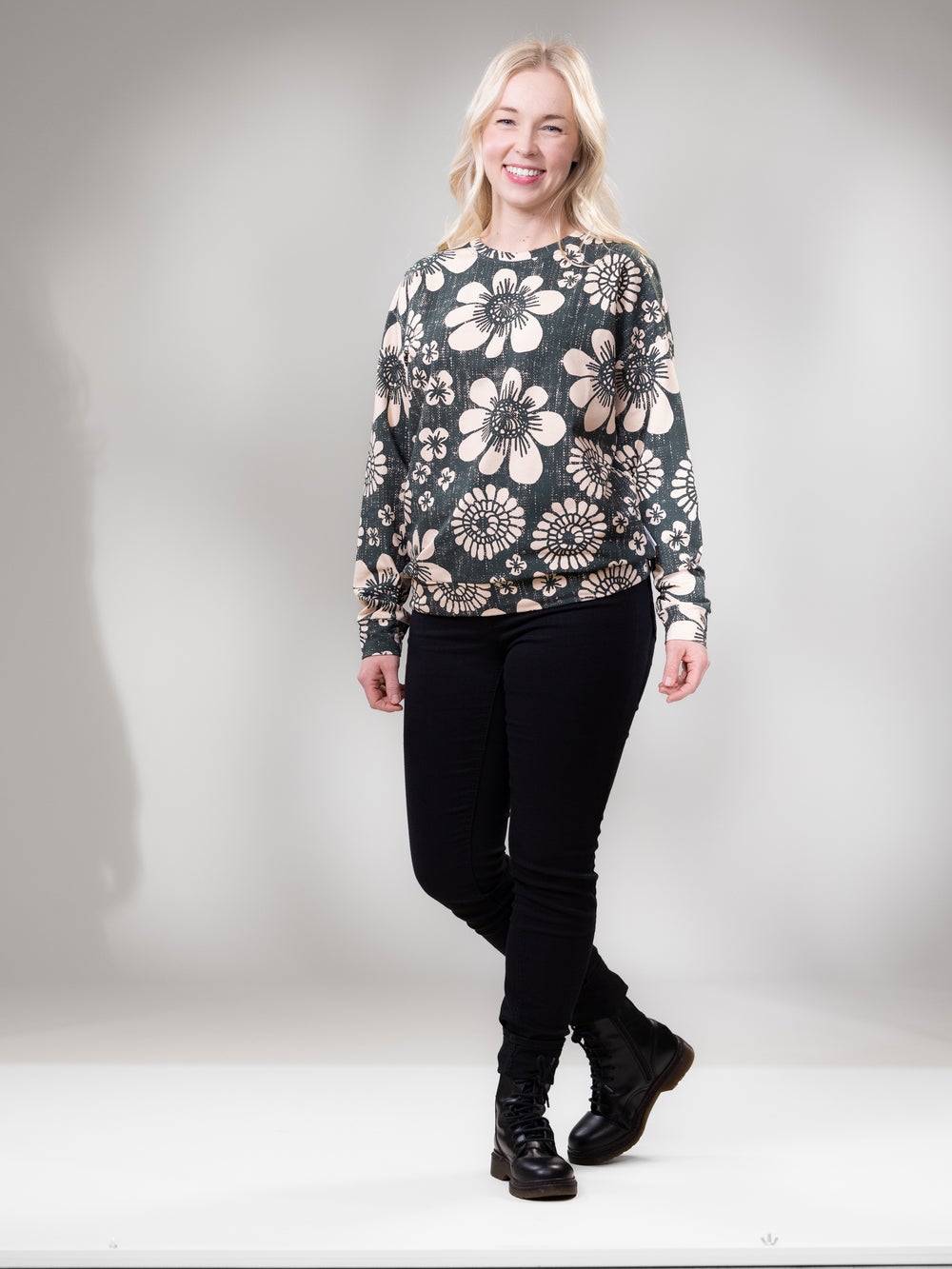 TAIGAcollege (Kedolla kerran vihre&auml; / beige joustocollege)