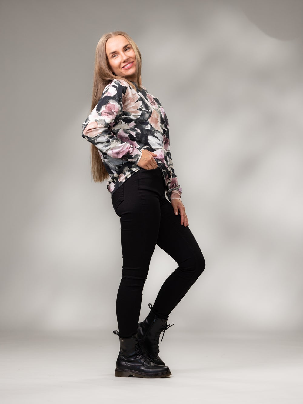 TAIGAcollege (Nocturne tumma roosa joustocollege)