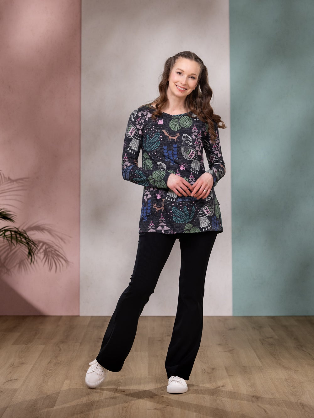 VIENApaita (Sielulintu musta / vaaleanpunainen / sininen trikoo)