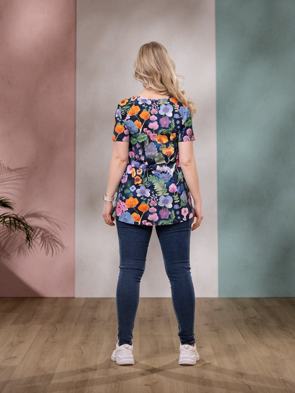 VIENAt-paita (P&auml;iv&auml;kirja sininen trikoo)