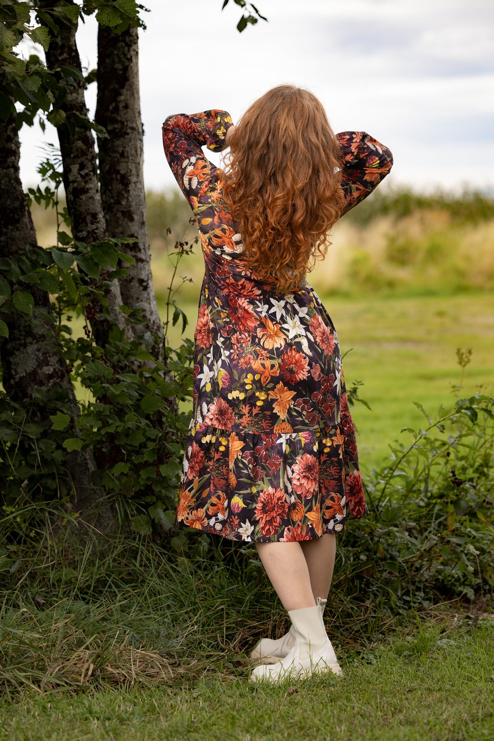 SANDRAmekko (Tiikerinlilja l&auml;mmin oranssi / purppura trikoo)