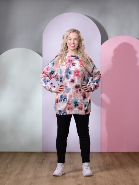 OVERSIZEcollege (Orvokki valkoinen / roosa / sininen joustocollege)