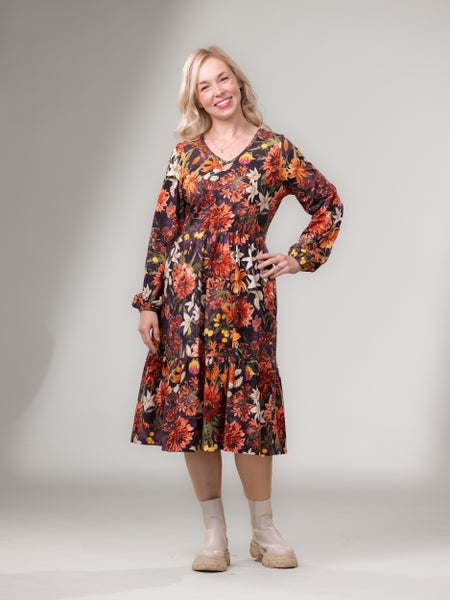 SANDRAmekko (Tiikerinlilja l&auml;mmin oranssi / purppura trikoo)