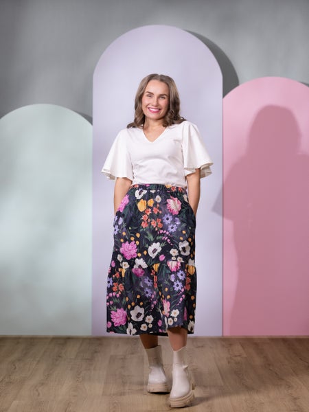 SELJAhame (Kuningatarkukka muste / fuksia trikoo)