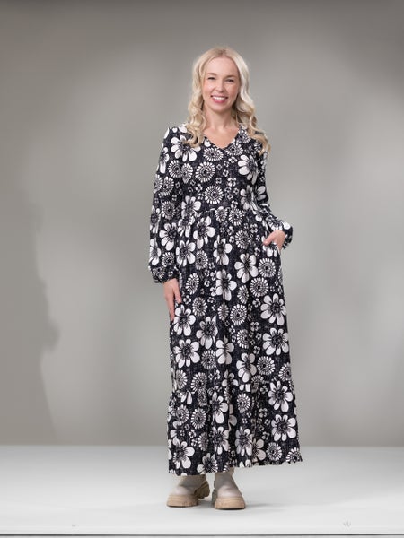 SELJAmekko (Kedolla kerran musta / valkoinen trikoo)