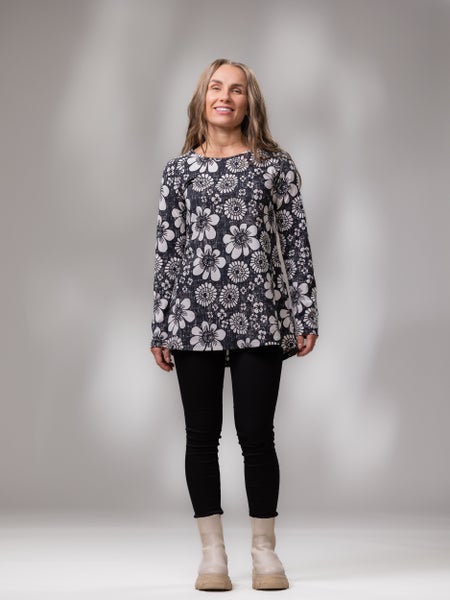 VIENApaita (Kedolla kerran musta / valkoinen trikoo)